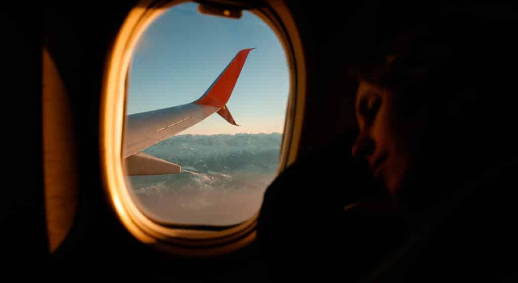 Mulher que decidiu viajar e não viver mais suas crenças limitantes