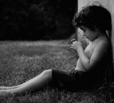 O que a sua infância guarda de feridas emocionais e crenças